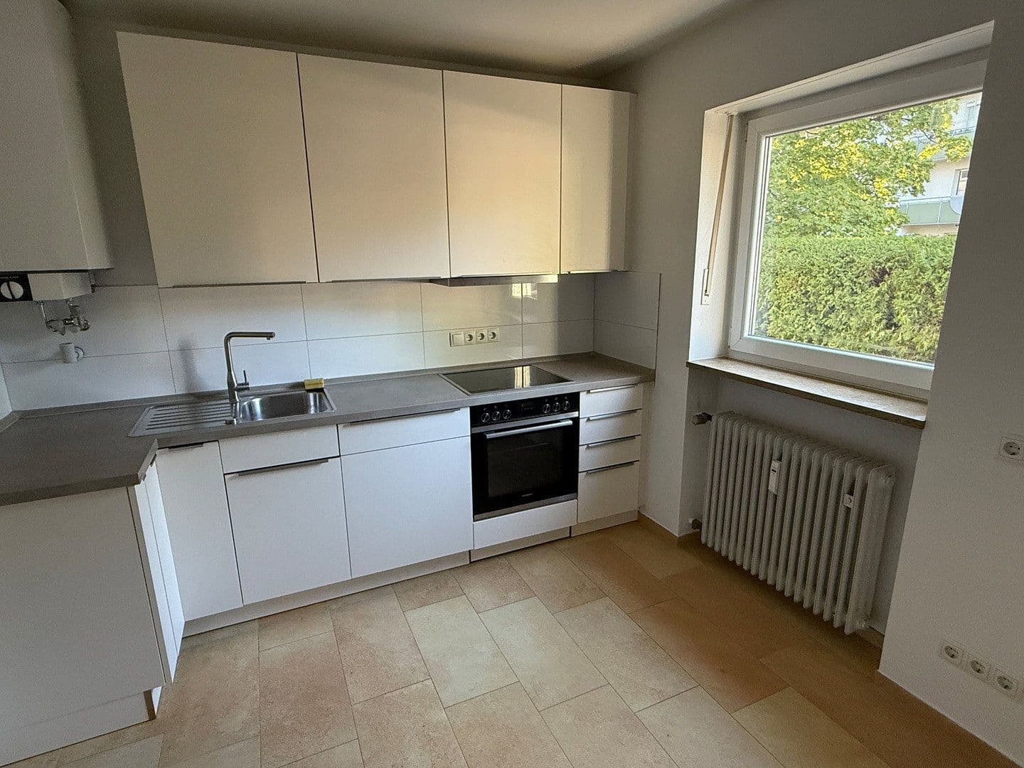 4 bedroom flat to rent, 109 m², Lessingstraße 10, Regensburg, Bavaria 4 bedroom flat to rent, 109 m², Lessingstraße 10, Regensburg, Bavaria