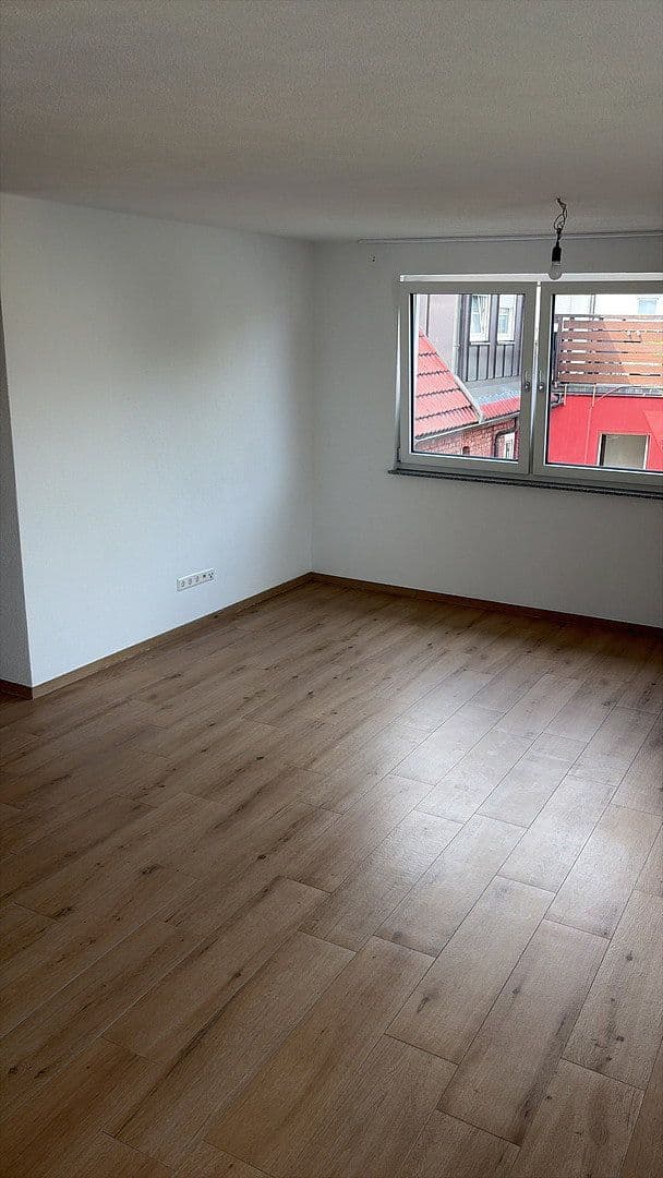 2 bedroom with open-plan kitchen flat to rent, 79 m², Schillerstraße 32, Eislingen/Fils, Baden-Württemberg 2 bedroom with open-plan kitchen flat to rent, 79 m², Schillerstraße 32, Eislingen/Fils, Baden-Württemberg