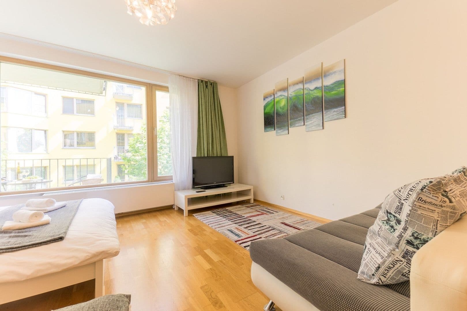 Studio flat to rent, 46 m², Jeseniova, Prague, Prague Studio flat to rent, 46 m², Jeseniova, Prague, Prague