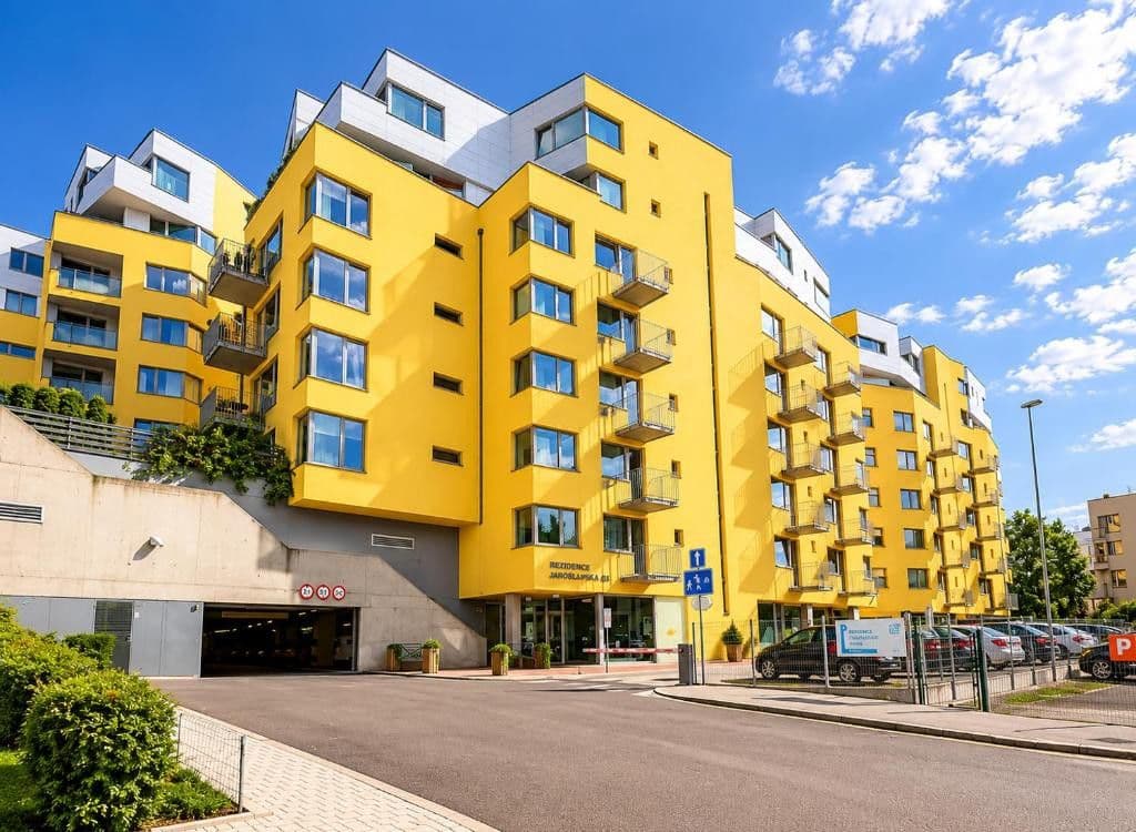 Studio flat to rent, 46 m², Jeseniova, Prague, Prague Studio flat to rent, 46 m², Jeseniova, Prague, Prague