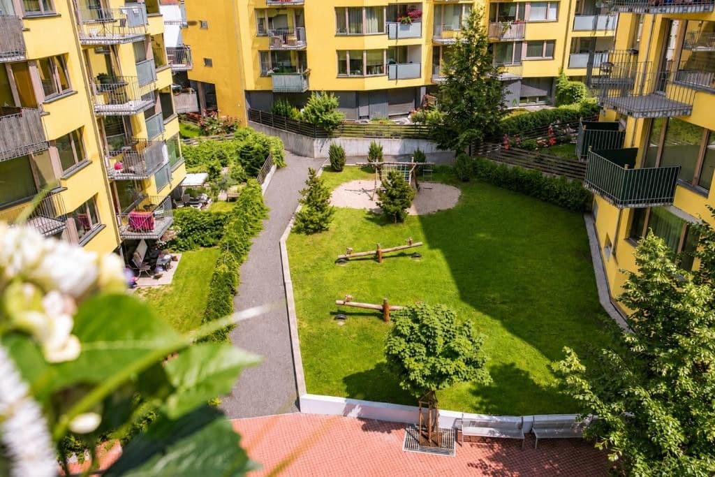 Studio flat to rent, 46 m², Jeseniova, Prague, Prague Studio flat to rent, 46 m², Jeseniova, Prague, Prague