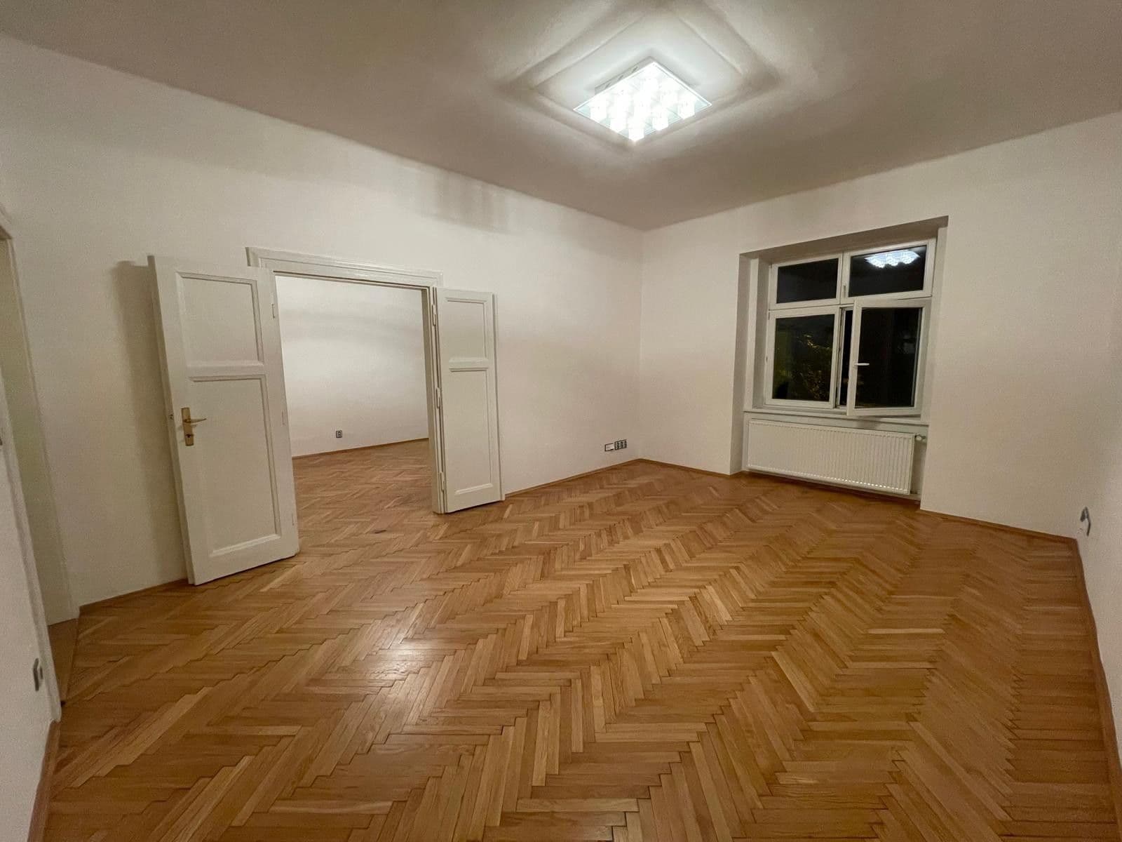 3 bedroom flat to rent, 110 m², Lucemburská, Prague, Prague 3 bedroom flat to rent, 110 m², Lucemburská, Prague, Prague