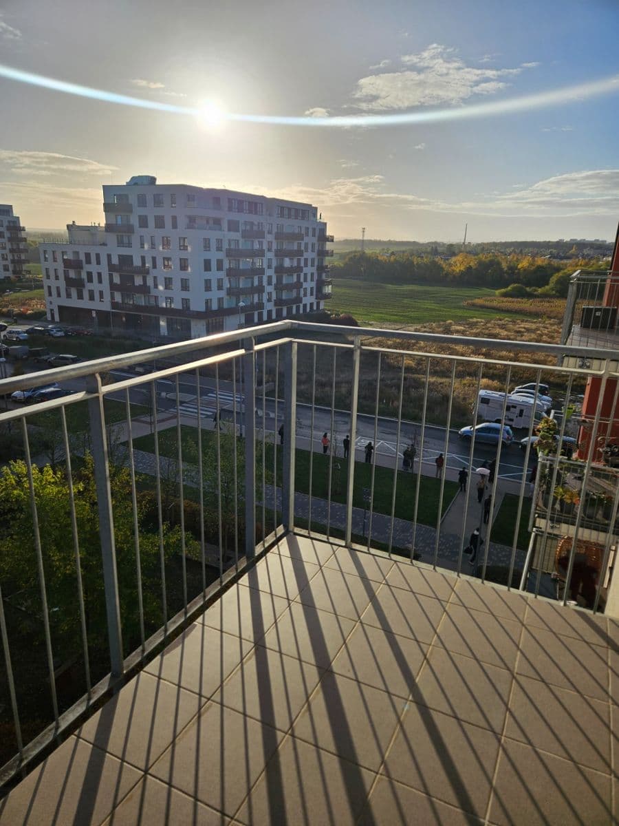 1 bedroom with open-plan kitchen flat to rent, 53 m², Kardausova, Prague, Prague 1 bedroom with open-plan kitchen flat to rent, 53 m², Kardausova, Prague, Prague