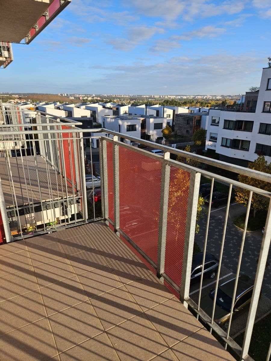 1 bedroom with open-plan kitchen flat to rent, 53 m², Kardausova, Prague, Prague 1 bedroom with open-plan kitchen flat to rent, 53 m², Kardausova, Prague, Prague