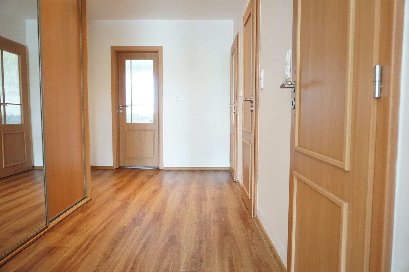3 bedroom flat to rent, 73 m², Vazovova, Prague, Prague 3 bedroom flat to rent, 73 m², Vazovova, Prague, Prague