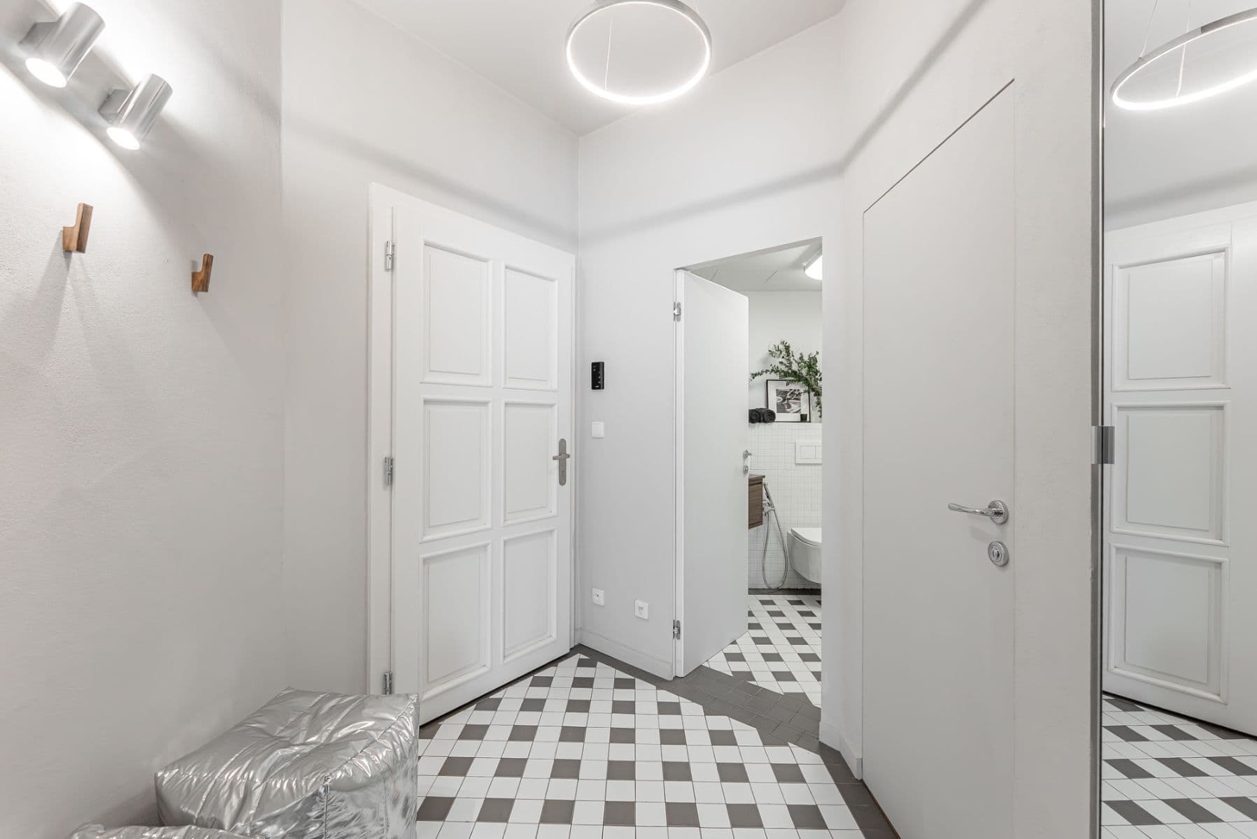 2 bedroom with open-plan kitchen flat for sale, 76 m², Ke Koulce, Prague, Prague 2 bedroom with open-plan kitchen flat for sale, 76 m², Ke Koulce, Prague, Prague