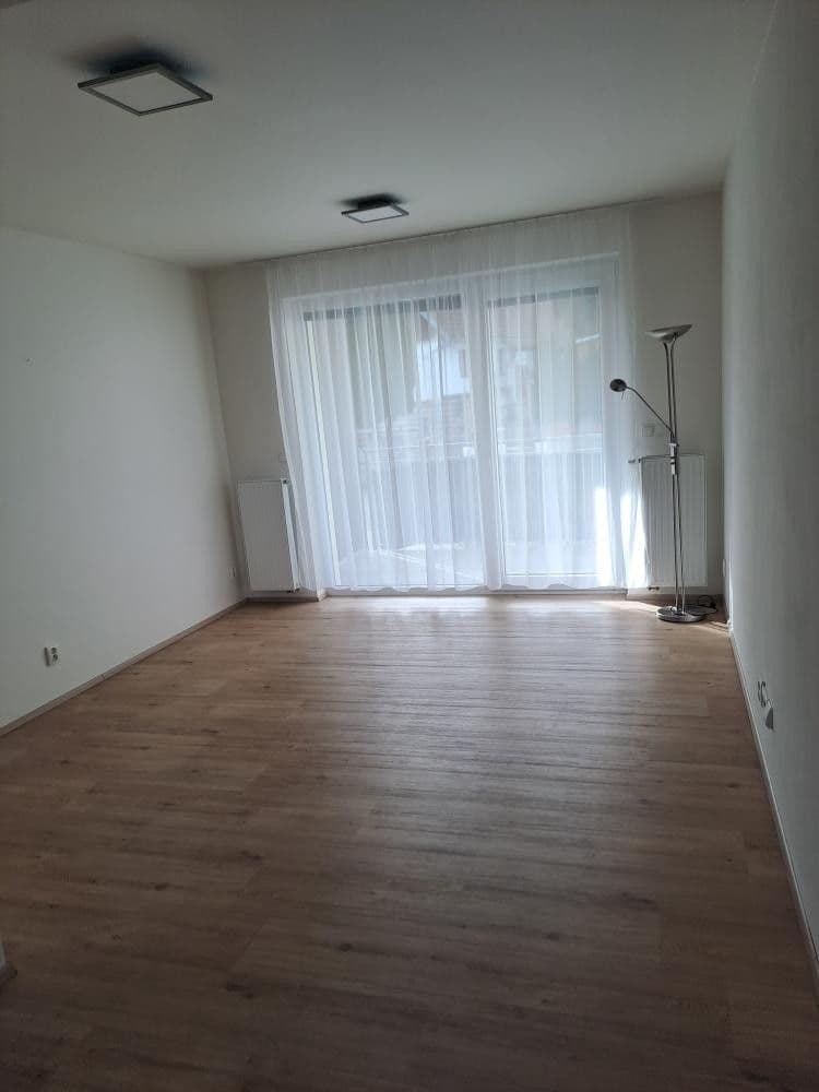 Studio flat to rent, 40 m², Lovčičky, Jihomoravský Region Studio flat to rent, 40 m², Lovčičky, Jihomoravský Region