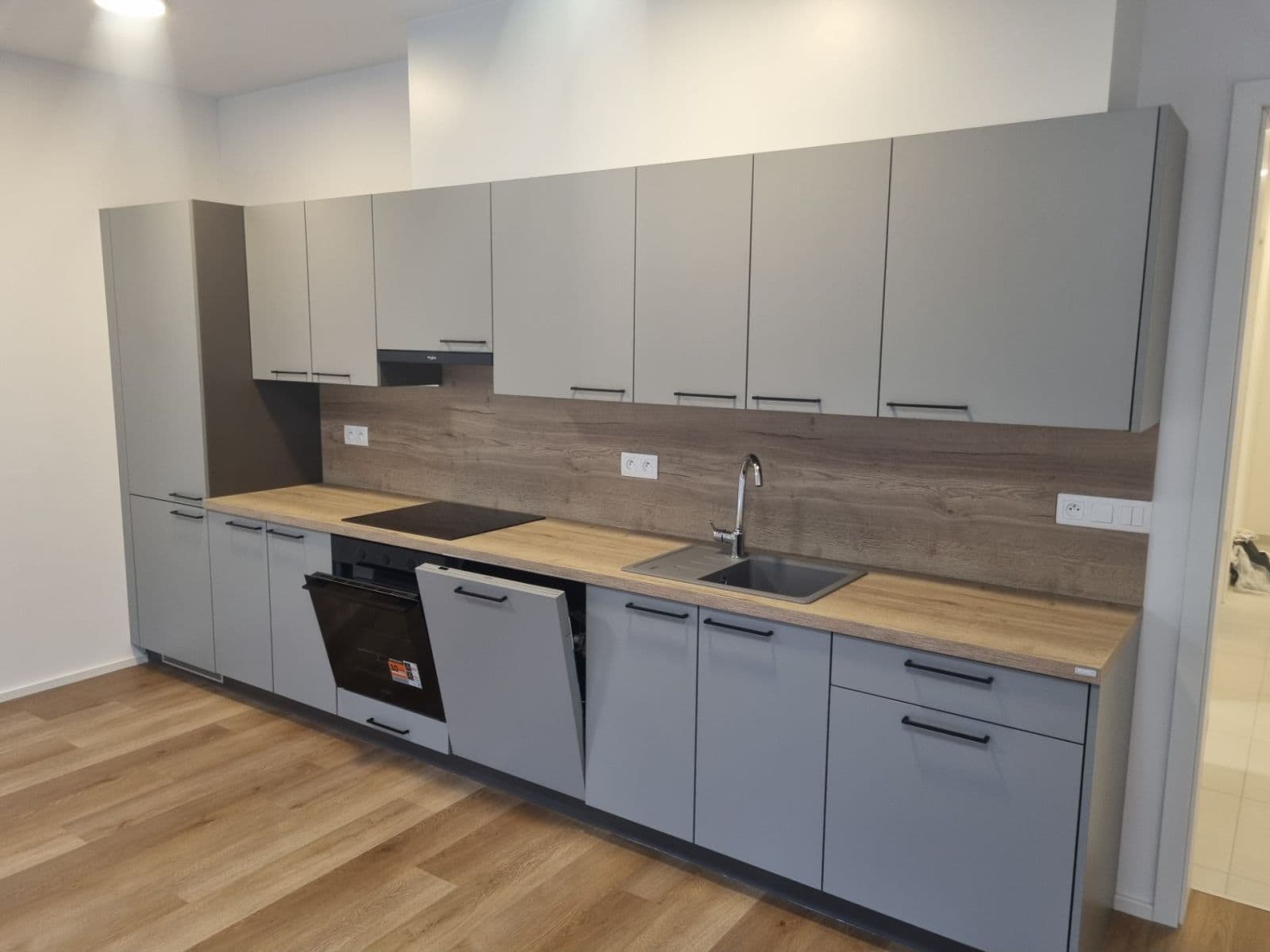 1 bedroom with open-plan kitchen flat to rent, 60 m², Pod Krocínkou, Prague, Prague 1 bedroom with open-plan kitchen flat to rent, 60 m², Pod Krocínkou, Prague, Prague