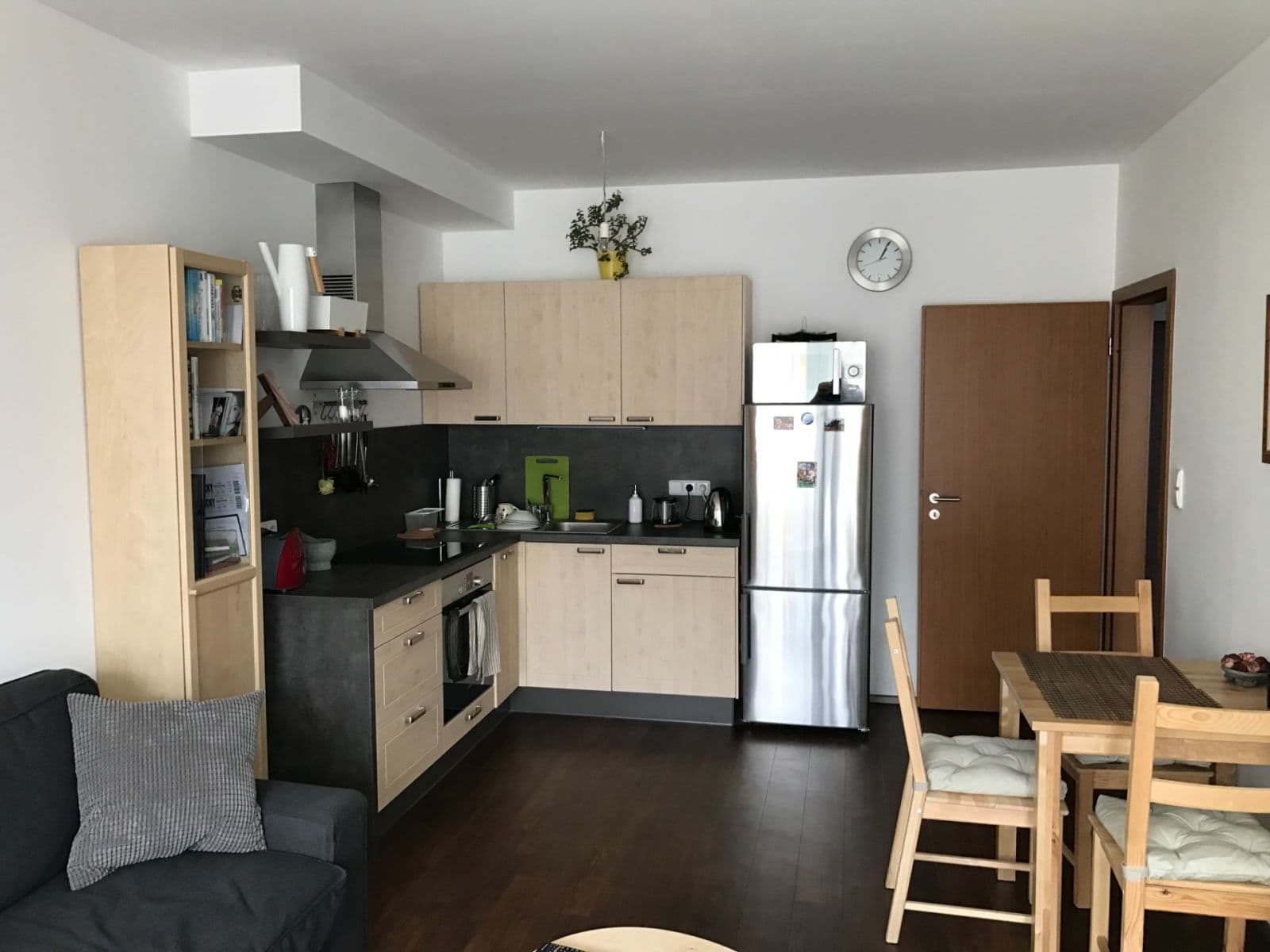 1 bedroom with open-plan kitchen flat to rent, 53 m², Makedonská, Prague, Prague 1 bedroom with open-plan kitchen flat to rent, 53 m², Makedonská, Prague, Prague
