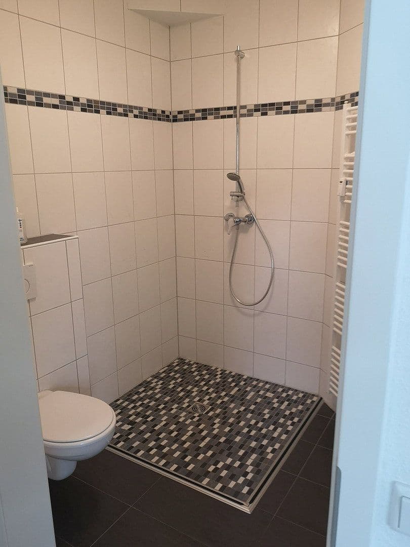 flat to rent, 166 m², Angermunder Straße 27, Duisburg-Großenbaum, North Rhine-Westphalia flat to rent, 166 m², Angermunder Straße 27, Duisburg-Großenbaum, North Rhine-Westphalia