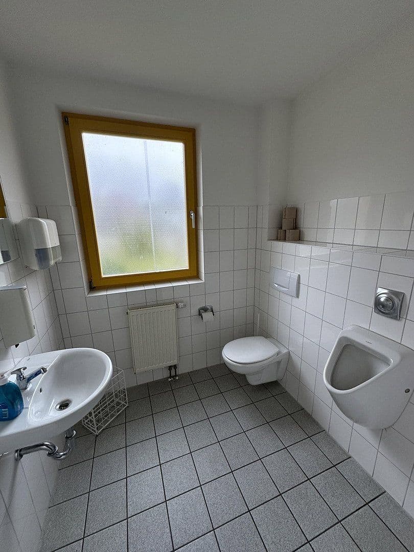 office to rent, 141 m², Bad Kleinen, Mecklenburg-Vorpommern office to rent, 141 m², Bad Kleinen, Mecklenburg-Vorpommern