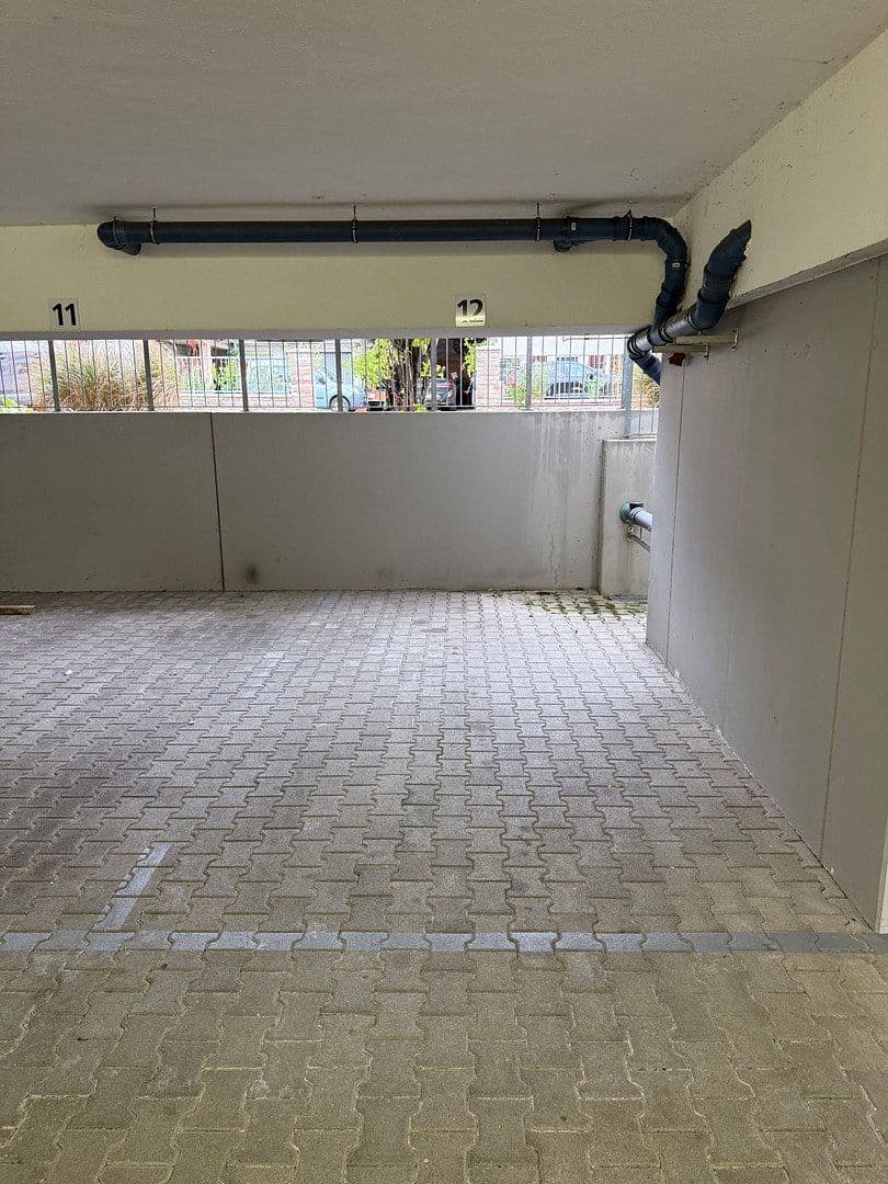 garage to rent, 0 m², Wasenweilerstraße 36, Ihringen, Baden-Württemberg garage to rent, 0 m², Wasenweilerstraße 36, Ihringen, Baden-Württemberg
