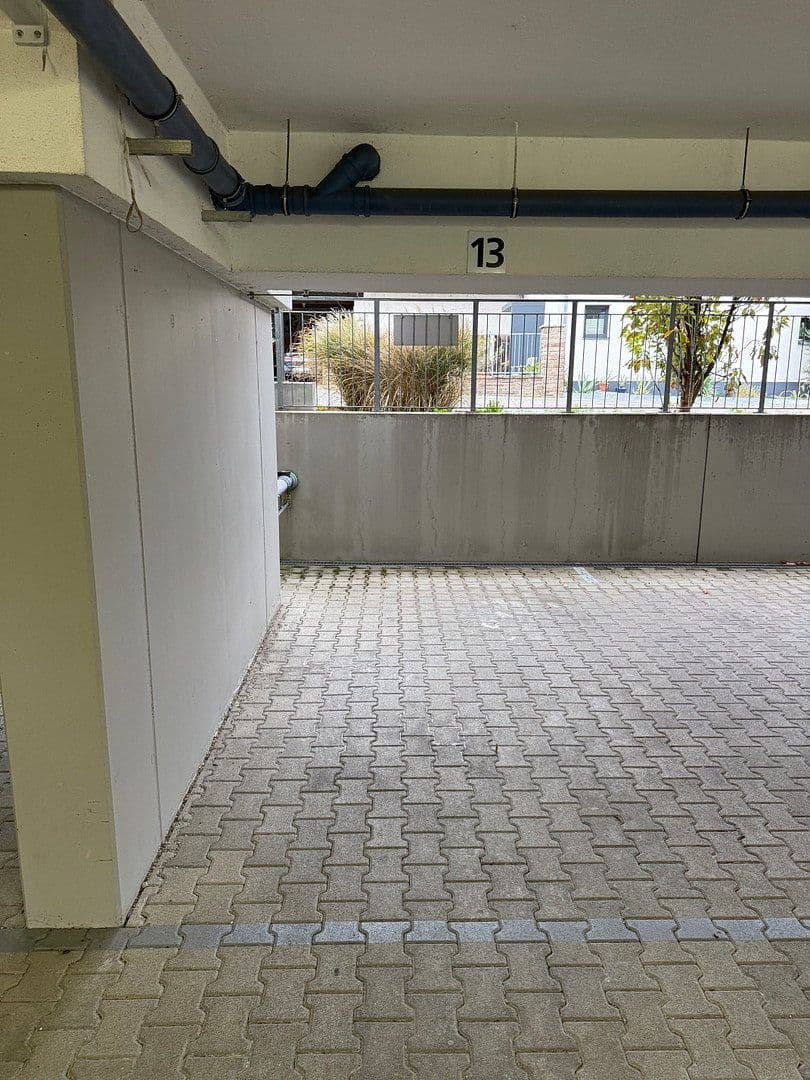 garage to rent, 0 m², Wasenweilerstraße 36, Ihringen, Baden-Württemberg garage to rent, 0 m², Wasenweilerstraße 36, Ihringen, Baden-Württemberg