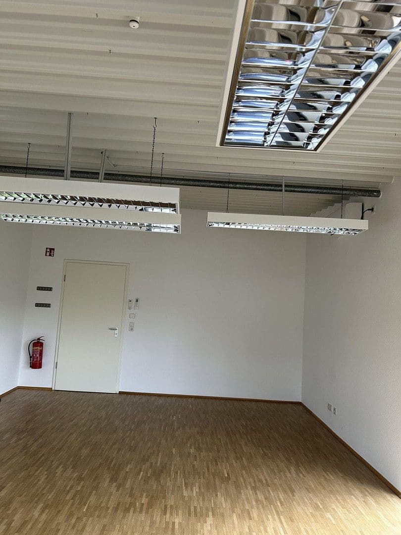 office to rent, 130 m², Carl Zeiss Str. 8, Bad Camberg, Hesse office to rent, 130 m², Carl Zeiss Str. 8, Bad Camberg, Hesse