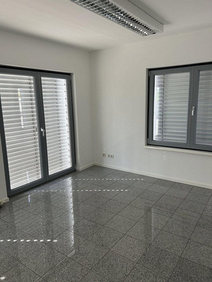 office to rent, 130 m², Carl Zeiss Str. 8, Bad Camberg, Hesse office to rent, 130 m², Carl Zeiss Str. 8, Bad Camberg, Hesse