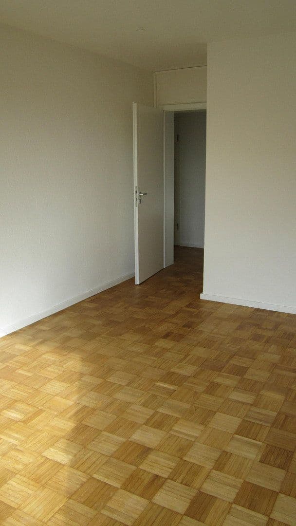 3 bedroom with open-plan kitchen flat to rent, 130 m², Herrenberg, Baden-Württemberg 3 bedroom with open-plan kitchen flat to rent, 130 m², Herrenberg, Baden-Württemberg