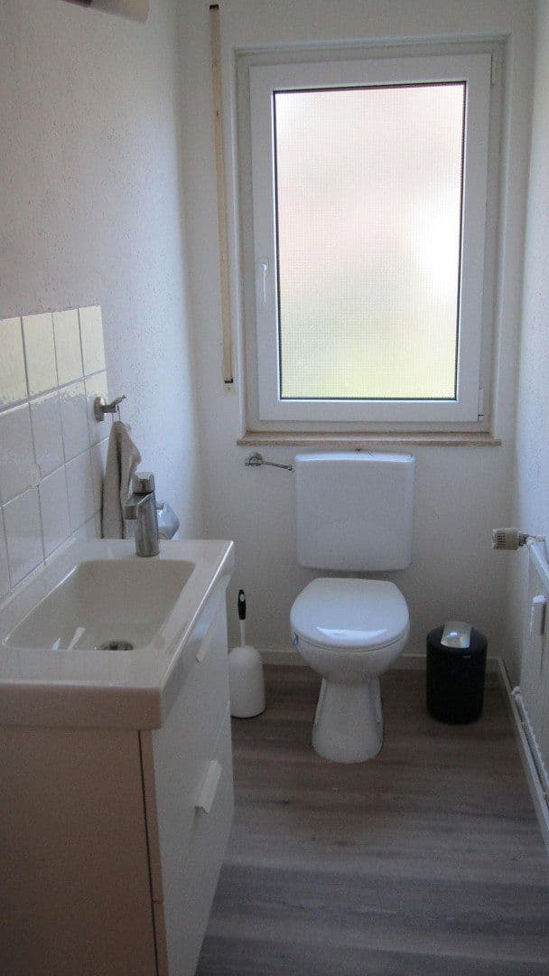 3 bedroom with open-plan kitchen flat to rent, 130 m², Herrenberg, Baden-Württemberg 3 bedroom with open-plan kitchen flat to rent, 130 m², Herrenberg, Baden-Württemberg