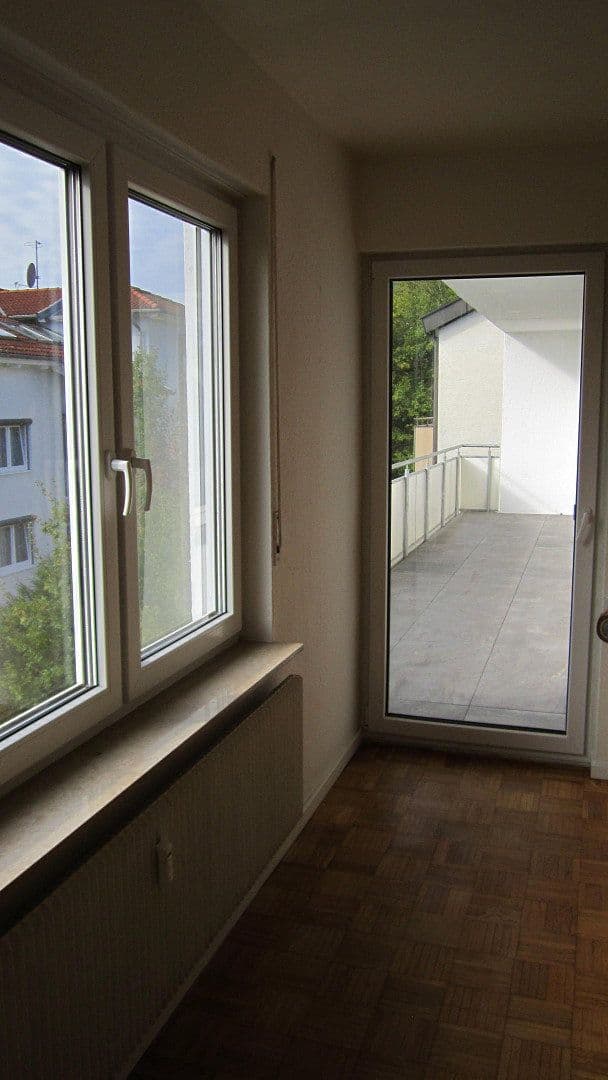 3 bedroom with open-plan kitchen flat to rent, 130 m², Herrenberg, Baden-Württemberg 3 bedroom with open-plan kitchen flat to rent, 130 m², Herrenberg, Baden-Württemberg