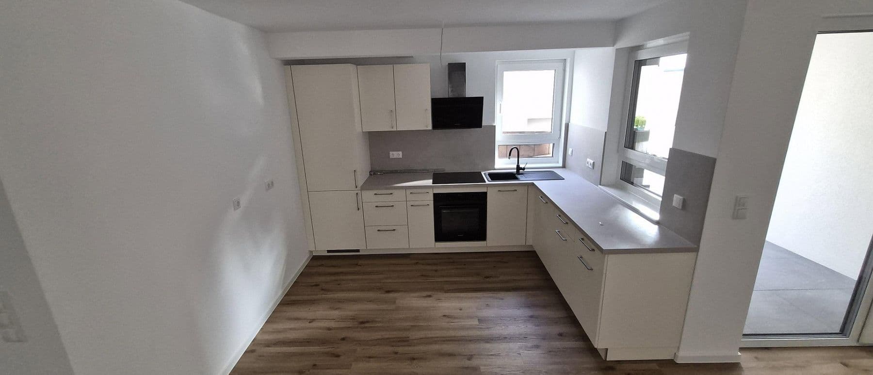 3 bedroom with open-plan kitchen flat to rent, 109 m², Frankfurt am Main, Hesse 3 bedroom with open-plan kitchen flat to rent, 109 m², Frankfurt am Main, Hesse