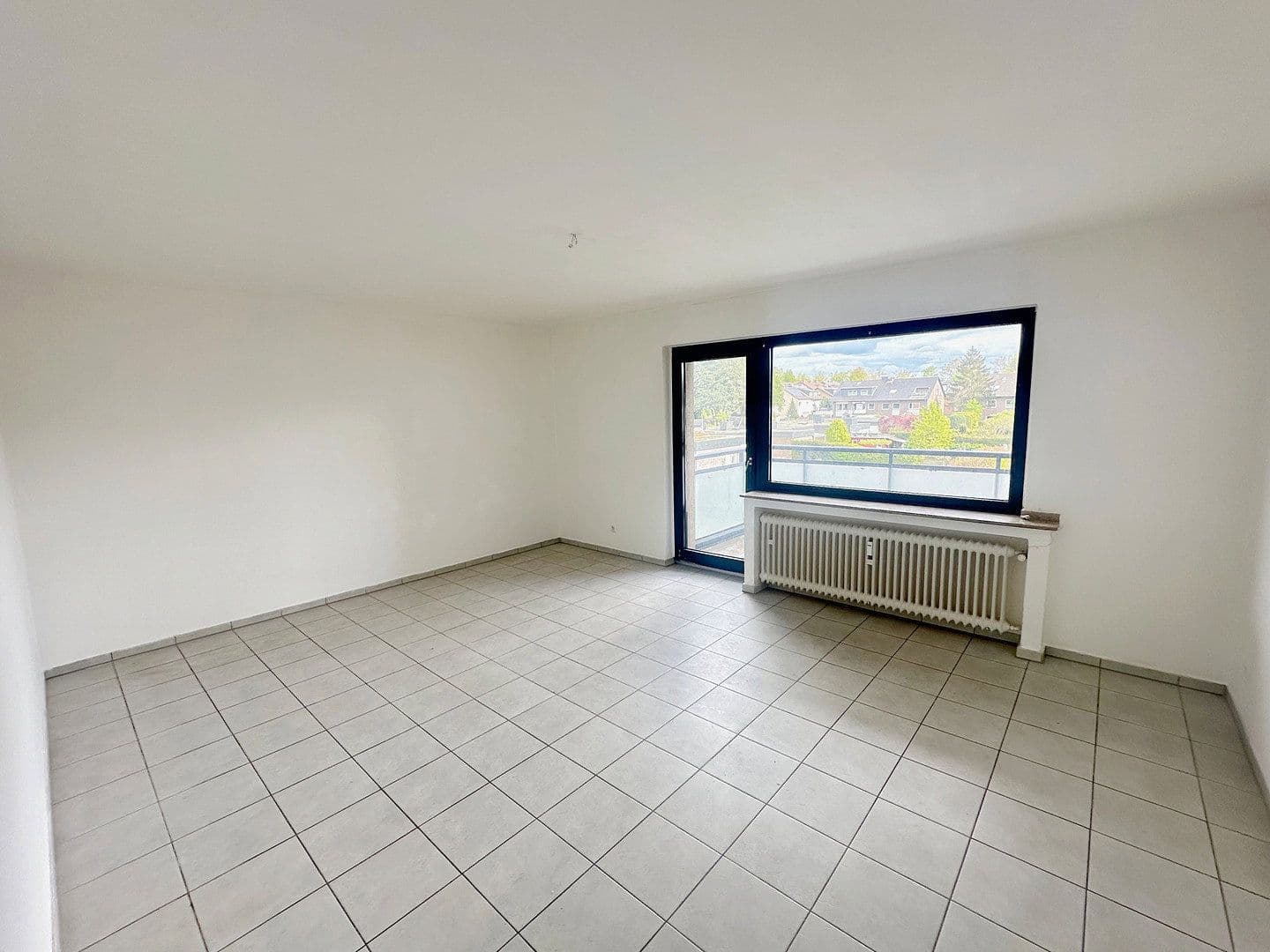 2 bedroom with open-plan kitchen flat to rent, 68 m², Schermbeck, North Rhine-Westphalia 2 bedroom with open-plan kitchen flat to rent, 68 m², Schermbeck, North Rhine-Westphalia