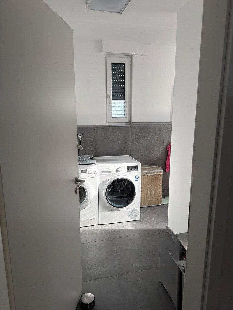 4 bedroom flat to rent, 135 m², Am Siefen 54, Solingen, North Rhine-Westphalia 4 bedroom flat to rent, 135 m², Am Siefen 54, Solingen, North Rhine-Westphalia
