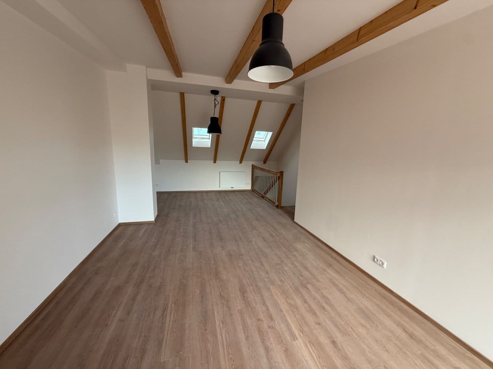 1 bedroom with open-plan kitchen flat to rent, 85 m², Chodská, Prague, Prague 1 bedroom with open-plan kitchen flat to rent, 85 m², Chodská, Prague, Prague