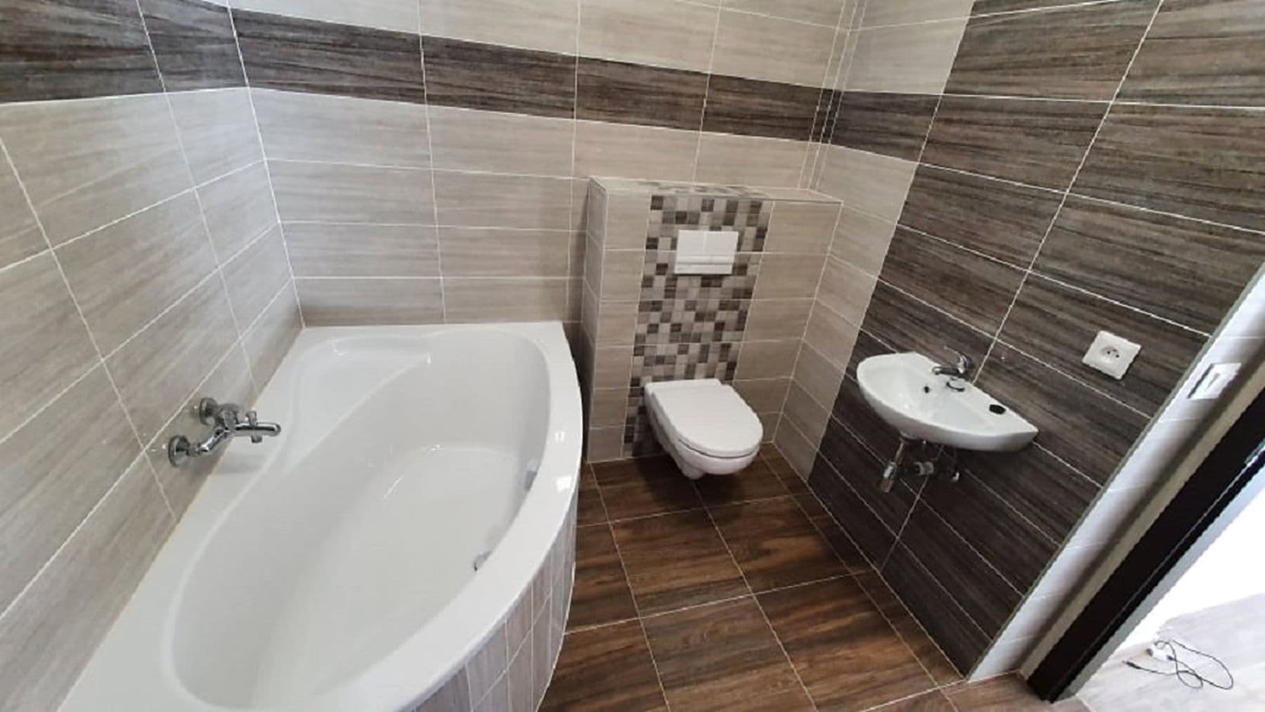 1 bedroom flat to rent, 51 m², Kladenská, Buštěhrad, Středočeský Region 1 bedroom flat to rent, 51 m², Kladenská, Buštěhrad, Středočeský Region