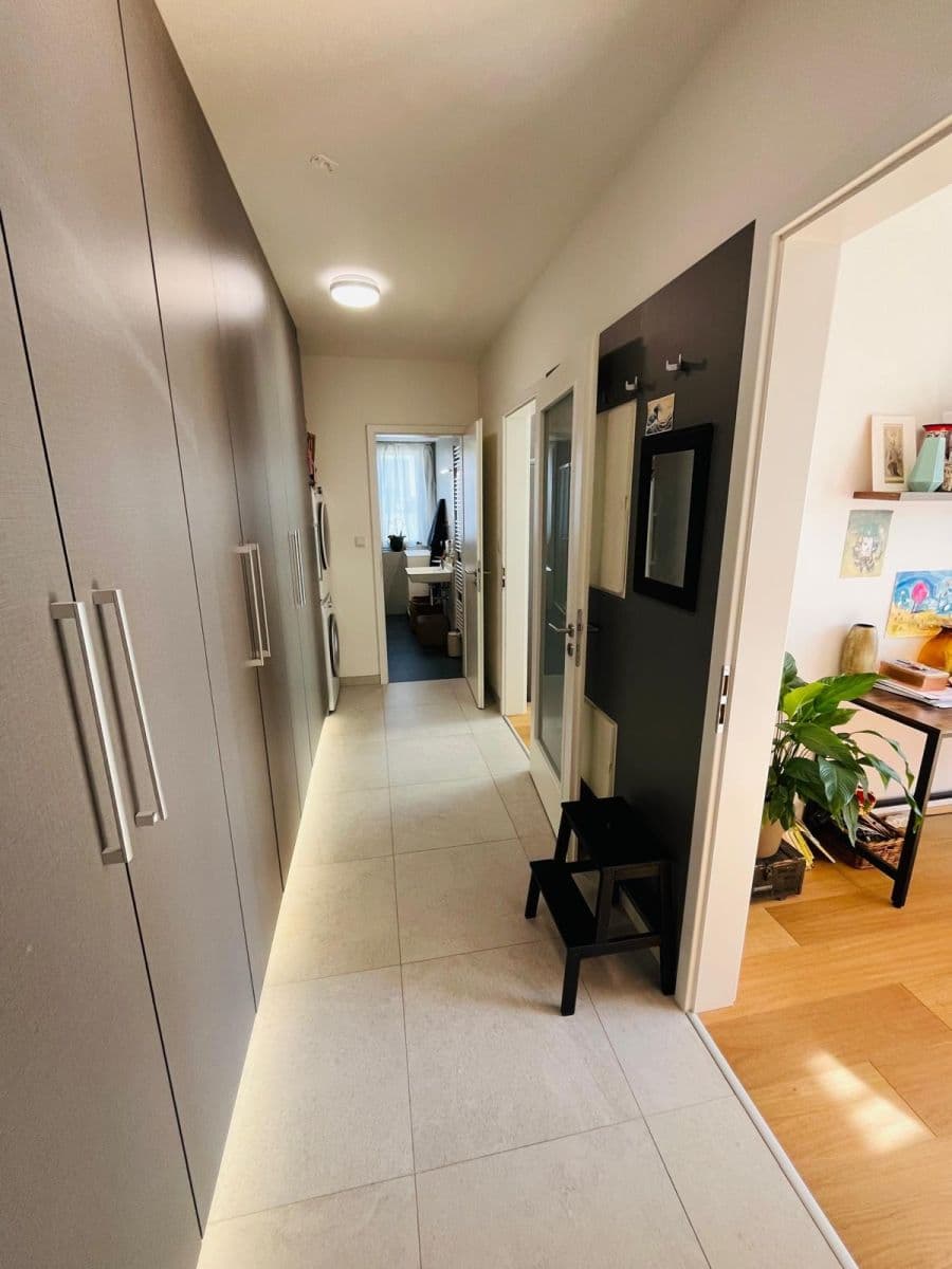 1 bedroom with open-plan kitchen flat to rent, 55 m², Olgy Havlové, Prague, Prague 1 bedroom with open-plan kitchen flat to rent, 55 m², Olgy Havlové, Prague, Prague