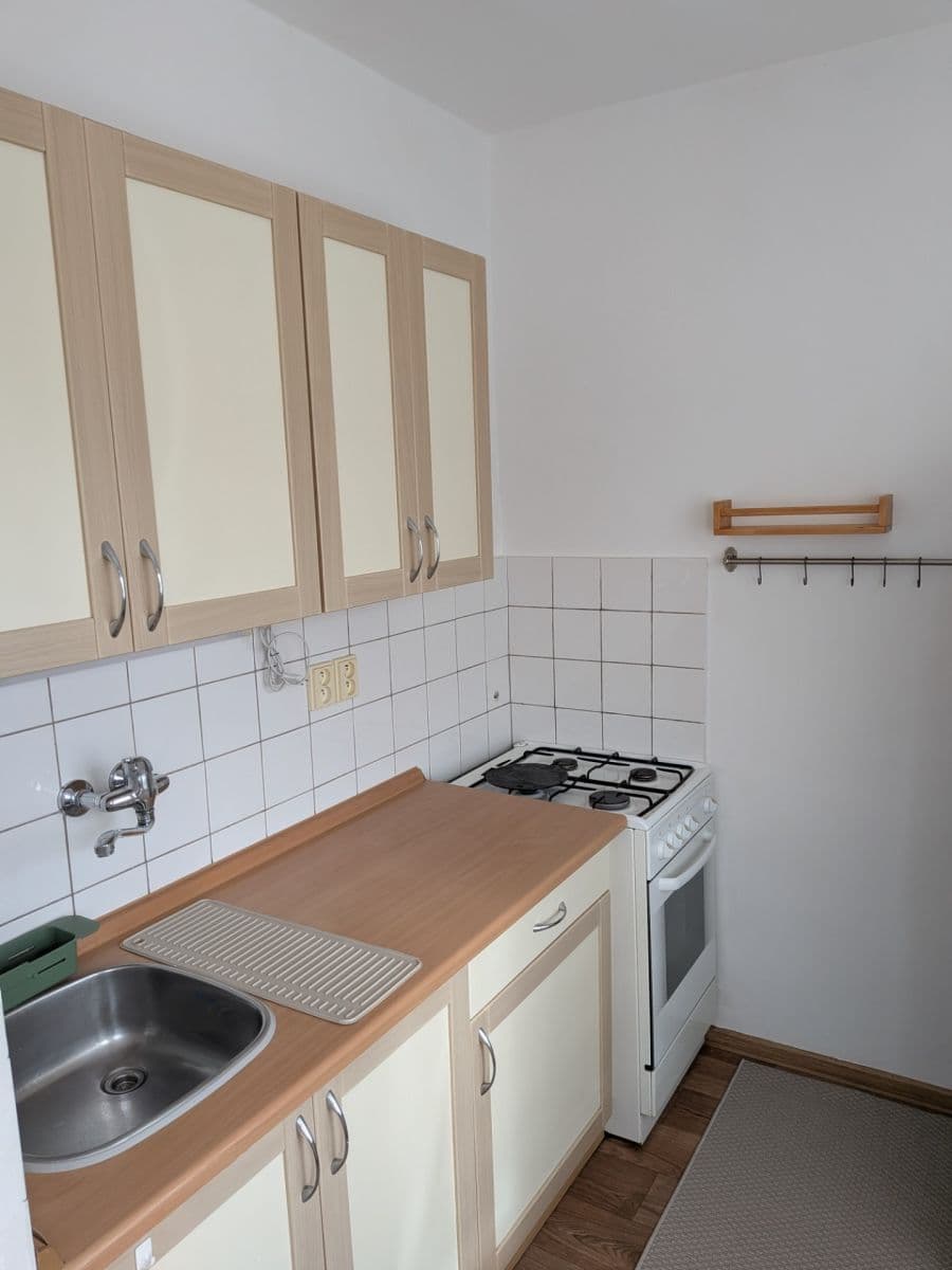 Studio flat to rent, 28 m², Bělčická, Prague, Prague Studio flat to rent, 28 m², Bělčická, Prague, Prague
