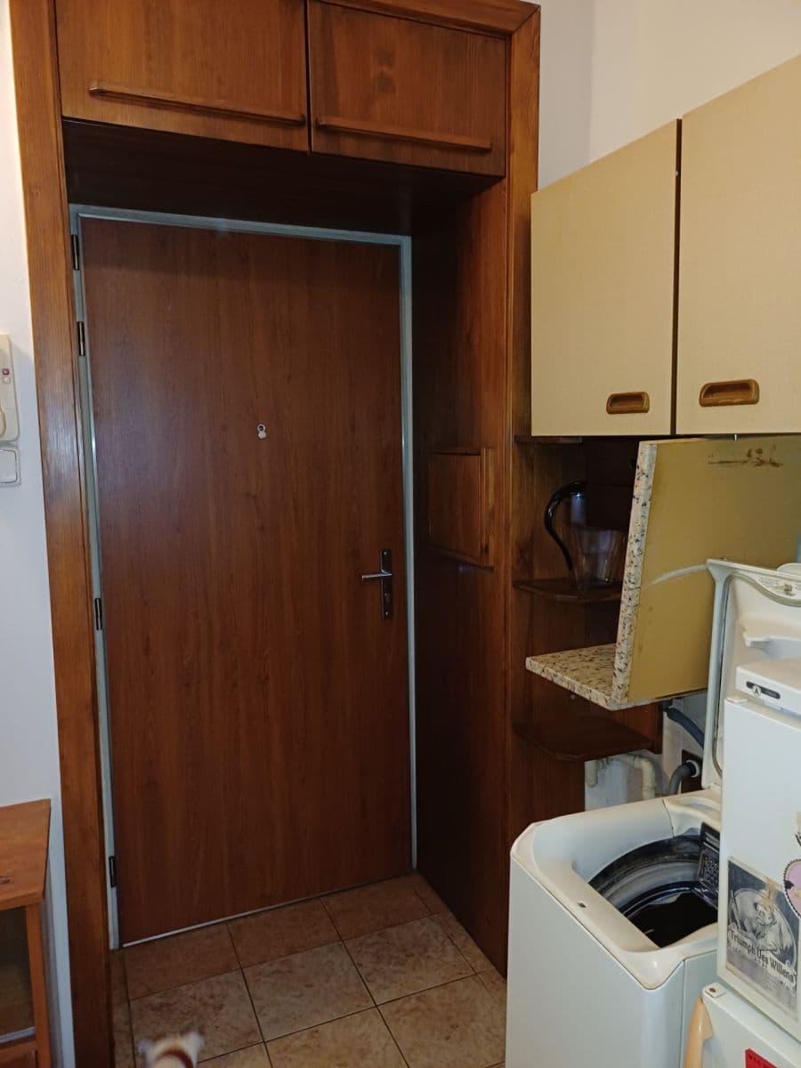 Studio flat to rent, 30 m², Podskalská, Prague, Prague Studio flat to rent, 30 m², Podskalská, Prague, Prague