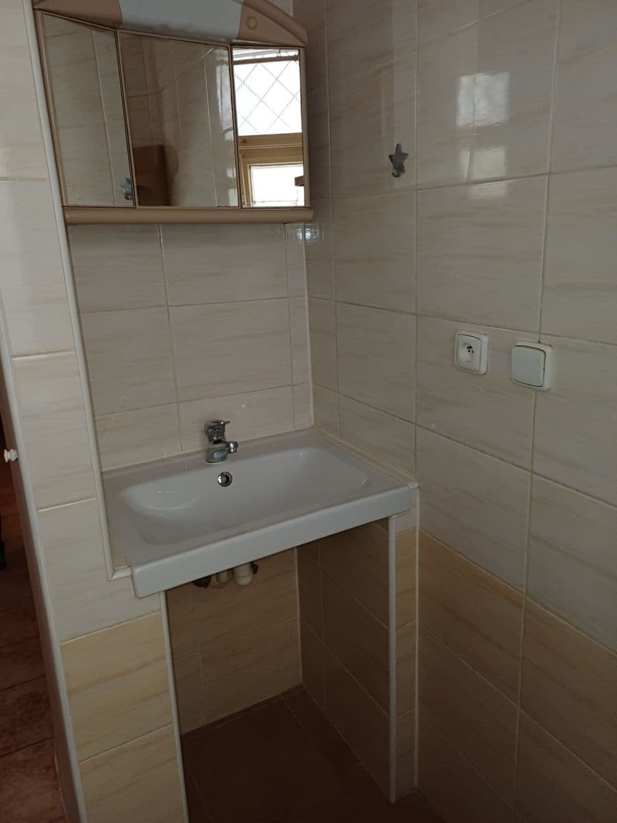 Studio flat to rent, 30 m², Podskalská, Prague, Prague Studio flat to rent, 30 m², Podskalská, Prague, Prague