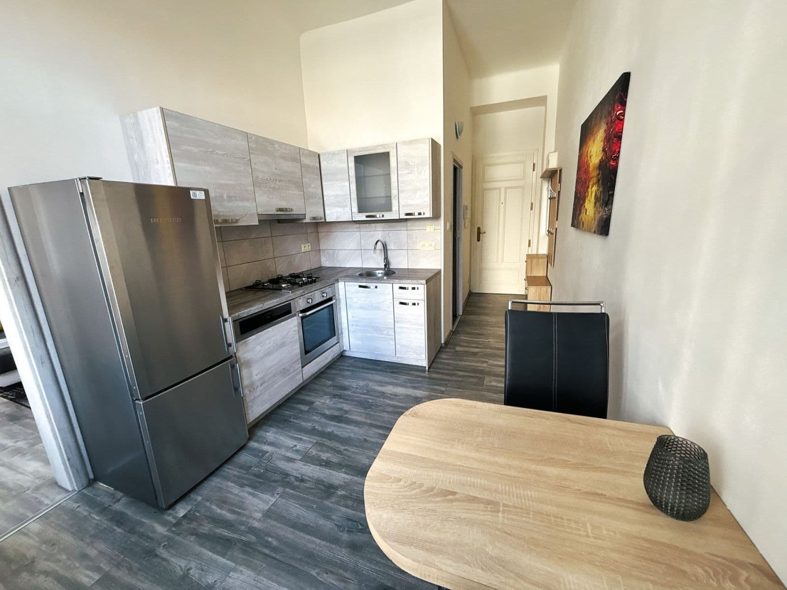 1 bedroom flat to rent, 40 m², Pernerova, Prague, Prague 1 bedroom flat to rent, 40 m², Pernerova, Prague, Prague