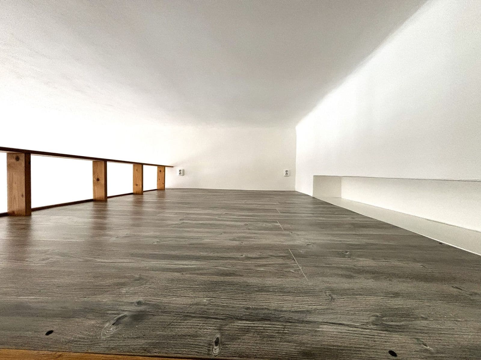 1 bedroom flat to rent, 40 m², Pernerova, Prague, Prague 1 bedroom flat to rent, 40 m², Pernerova, Prague, Prague