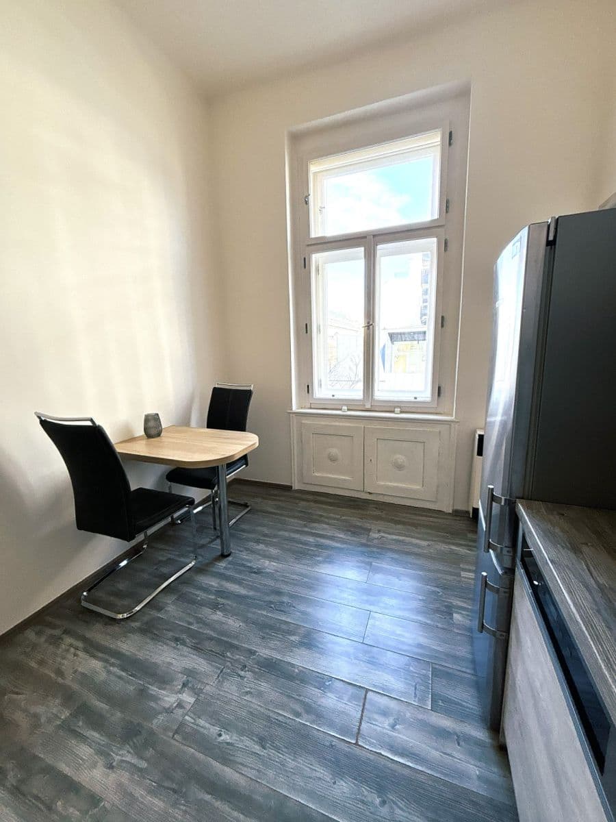 1 bedroom flat to rent, 40 m², Pernerova, Prague, Prague 1 bedroom flat to rent, 40 m², Pernerova, Prague, Prague