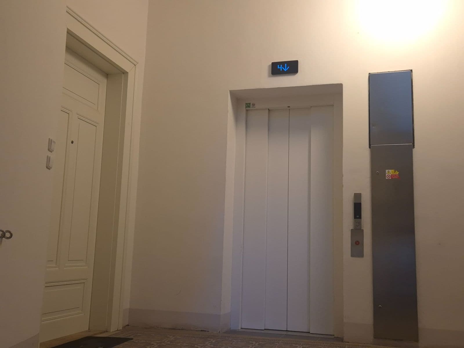 1 bedroom flat to rent, 40 m², Pernerova, Prague, Prague 1 bedroom flat to rent, 40 m², Pernerova, Prague, Prague