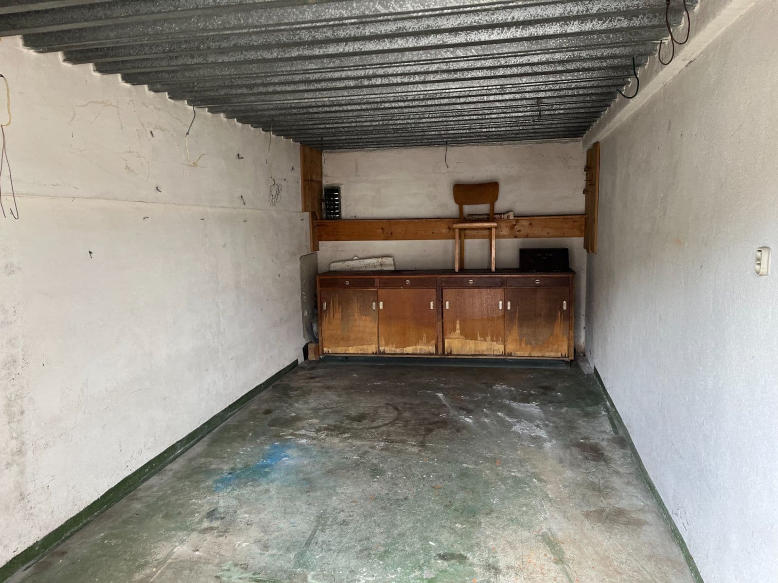 garage to rent, 18 m², Liberec, Liberecký Region garage to rent, 18 m², Liberec, Liberecký Region