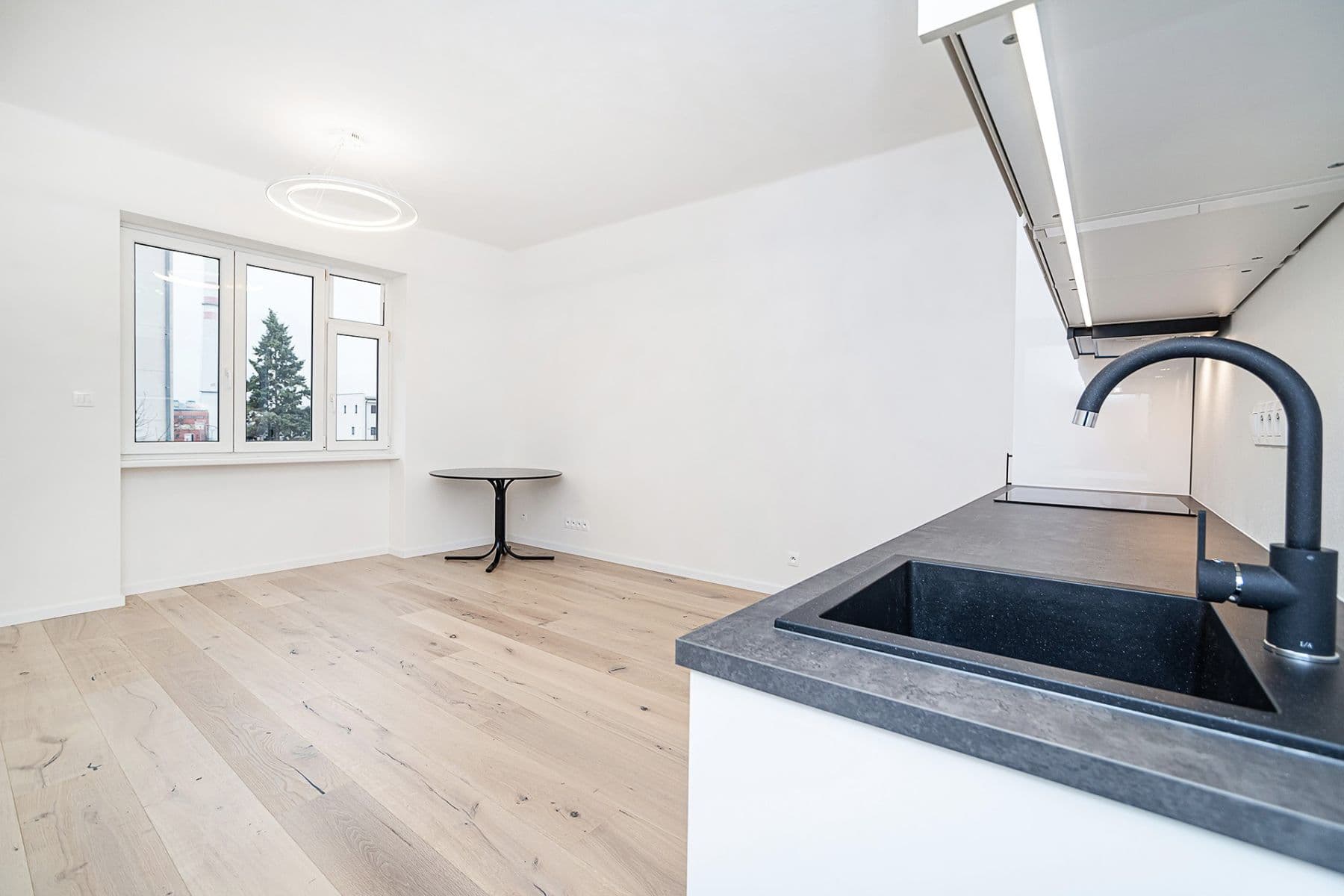 Studio flat for sale, 30 m², Brtnická, Prague, Prague Studio flat for sale, 30 m², Brtnická, Prague, Prague