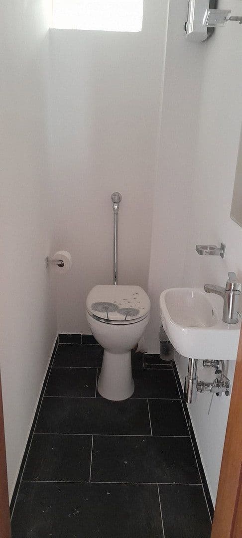 1 bedroom flat to rent, 72 m², Troisdorf, North Rhine-Westphalia 1 bedroom flat to rent, 72 m², Troisdorf, North Rhine-Westphalia