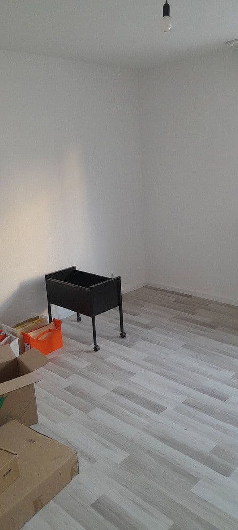 1 bedroom flat to rent, 72 m², Troisdorf, North Rhine-Westphalia 1 bedroom flat to rent, 72 m², Troisdorf, North Rhine-Westphalia