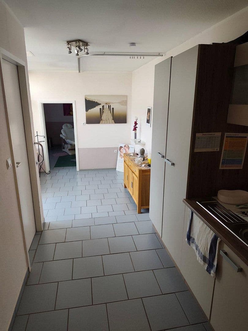 office to rent, 100 m², Duisburg, North Rhine-Westphalia office to rent, 100 m², Duisburg, North Rhine-Westphalia