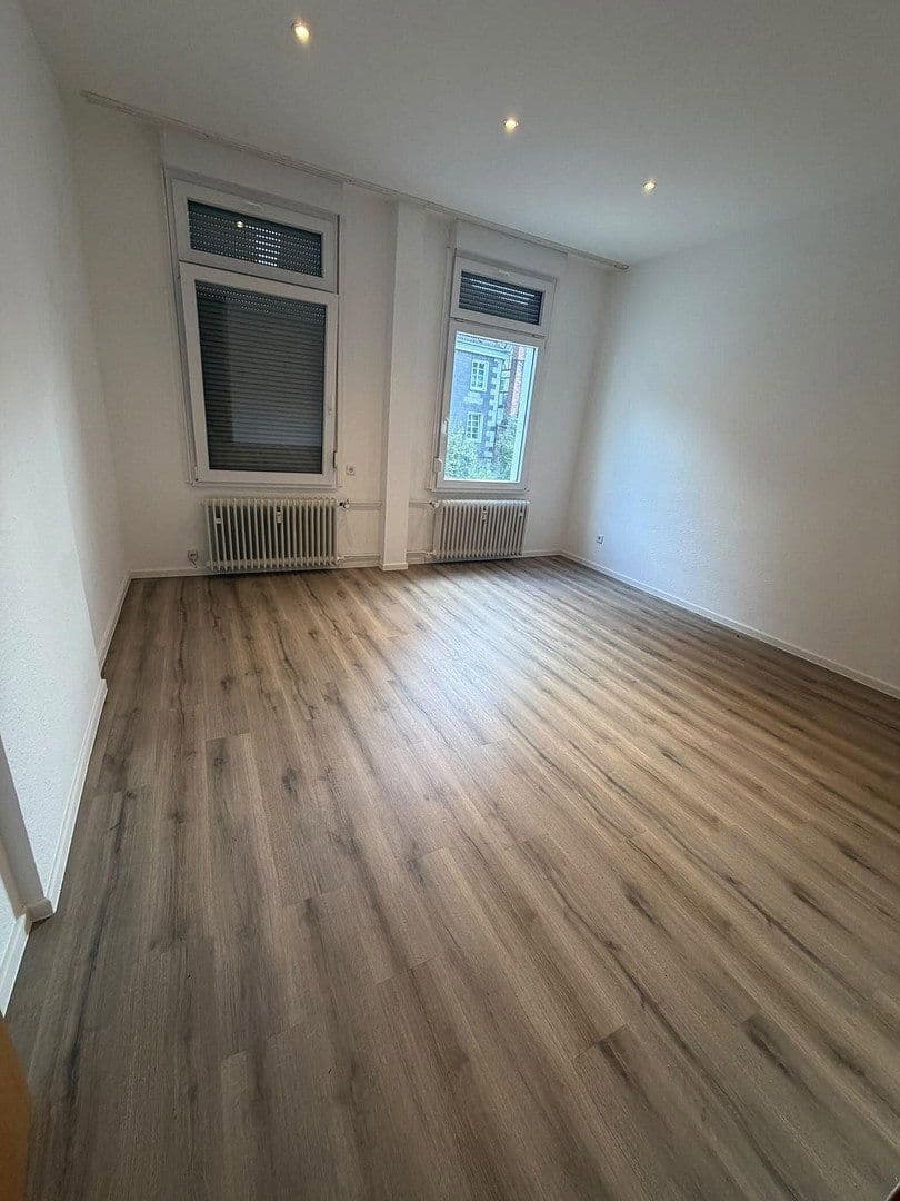 Studio flat to rent, 42 m², Oststraße 11, Wuppertal, North Rhine-Westphalia Studio flat to rent, 42 m², Oststraße 11, Wuppertal, North Rhine-Westphalia