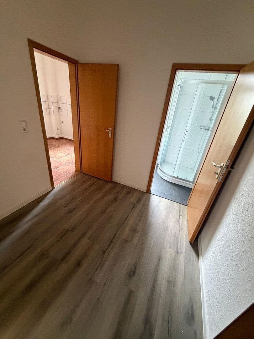 Studio flat to rent, 42 m², Oststraße 11, Wuppertal, North Rhine-Westphalia Studio flat to rent, 42 m², Oststraße 11, Wuppertal, North Rhine-Westphalia