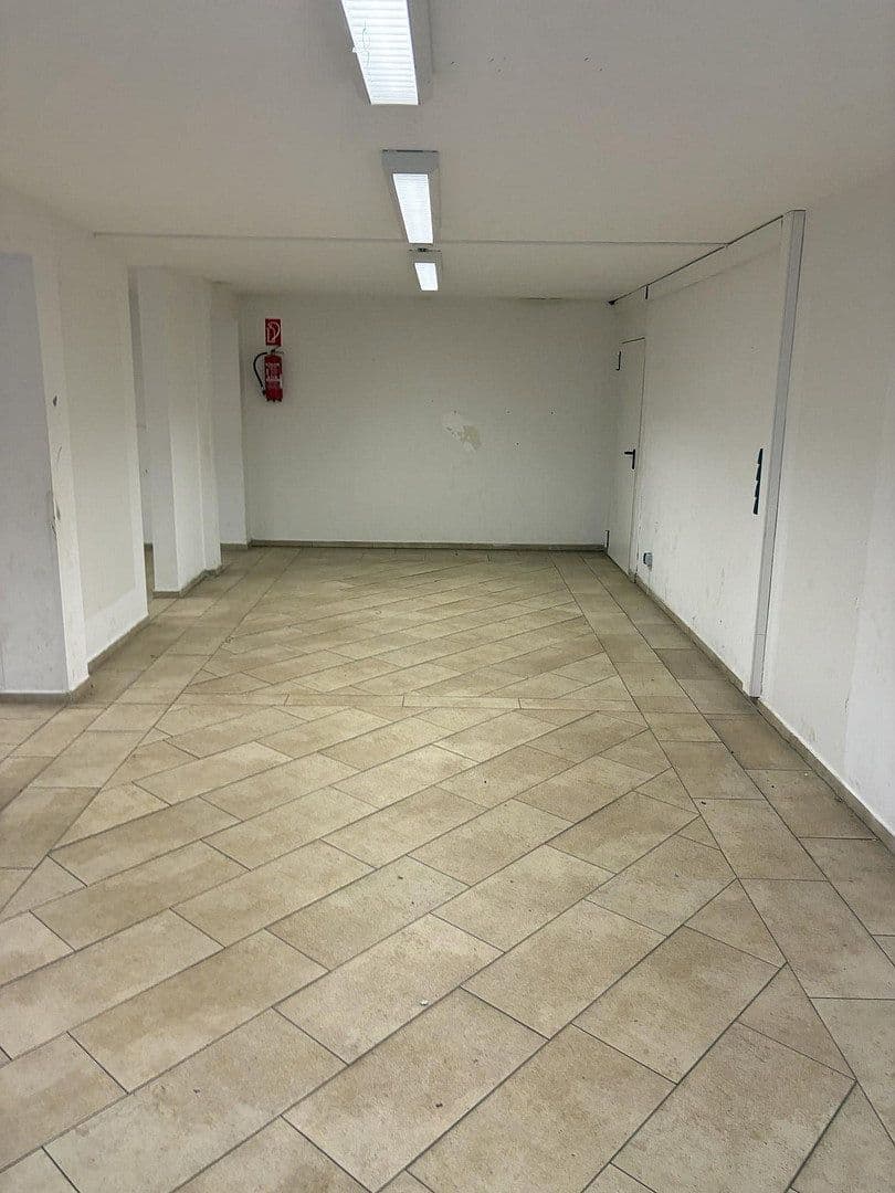 non-residential property to rent, 162 m², Karlstr. 102, Mönchengladbach, North Rhine-Westphalia non-residential property to rent, 162 m², Karlstr. 102, Mönchengladbach, North Rhine-Westphalia