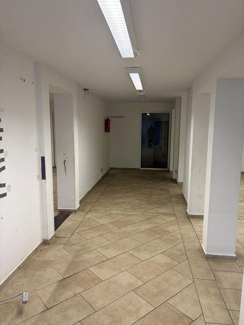 non-residential property to rent, 162 m², Karlstr. 102, Mönchengladbach, North Rhine-Westphalia non-residential property to rent, 162 m², Karlstr. 102, Mönchengladbach, North Rhine-Westphalia