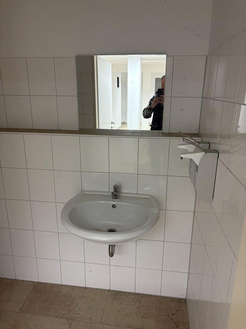 non-residential property to rent, 95 m², Karlstr. 104, Mönchengladbach, North Rhine-Westphalia non-residential property to rent, 95 m², Karlstr. 104, Mönchengladbach, North Rhine-Westphalia