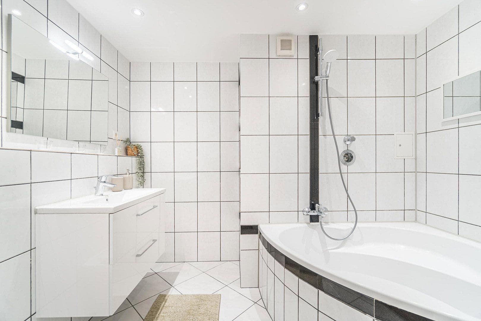 3 bedroom flat for sale, 89 m², Flachsbleiche 70, Kaarst, North Rhine-Westphalia 3 bedroom flat for sale, 89 m², Flachsbleiche 70, Kaarst, North Rhine-Westphalia