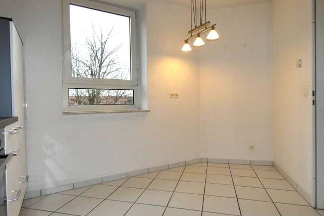 Studio flat to rent, 49 m², Kometenplatz 51, Duisburg, North Rhine-Westphalia Studio flat to rent, 49 m², Kometenplatz 51, Duisburg, North Rhine-Westphalia