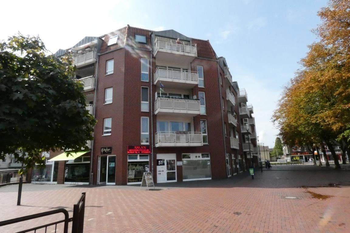 Studio flat to rent, 49 m², Kometenplatz 51, Duisburg, North Rhine-Westphalia Studio flat to rent, 49 m², Kometenplatz 51, Duisburg, North Rhine-Westphalia