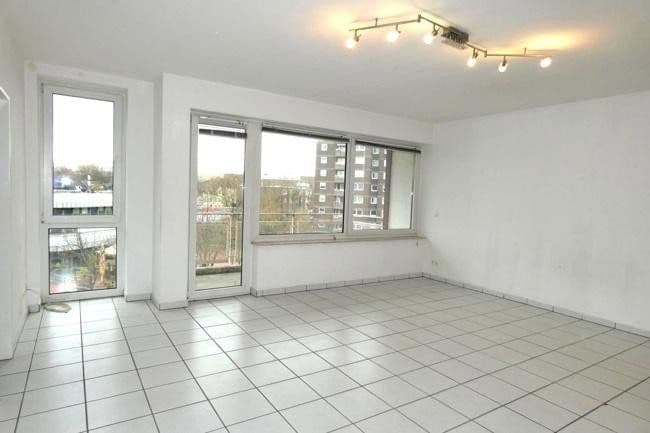 Studio flat to rent, 49 m², Kometenplatz 51, Duisburg, North Rhine-Westphalia Studio flat to rent, 49 m², Kometenplatz 51, Duisburg, North Rhine-Westphalia
