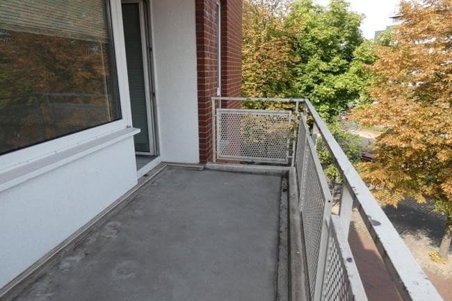 Studio flat to rent, 49 m², Kometenplatz 51, Duisburg, North Rhine-Westphalia Studio flat to rent, 49 m², Kometenplatz 51, Duisburg, North Rhine-Westphalia